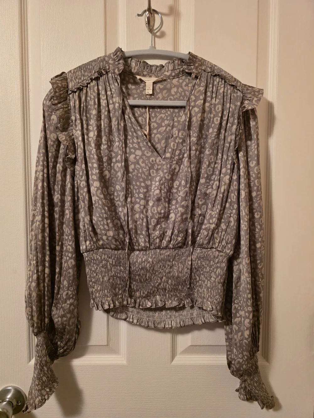 Smocked-Waist V-Neck Blouse in Light Gray Animal Print NWT